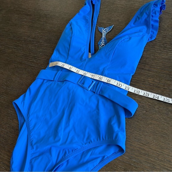 SkinnyDippers by Miraclesuit one piece Swimsuit
Jelly Beans Cinch Ruffle S, NWT - Picture 7 of 14